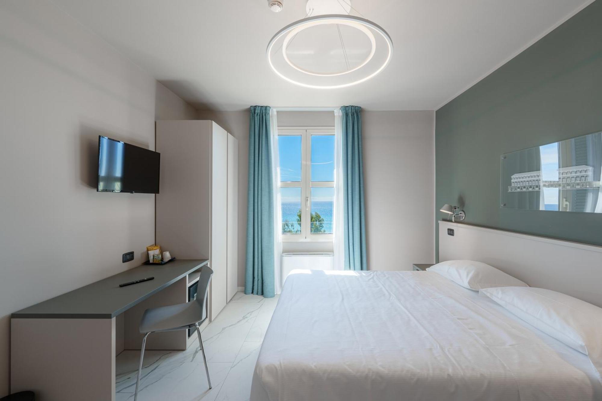 Hotel Villa Levi Санремо Экстерьер фото