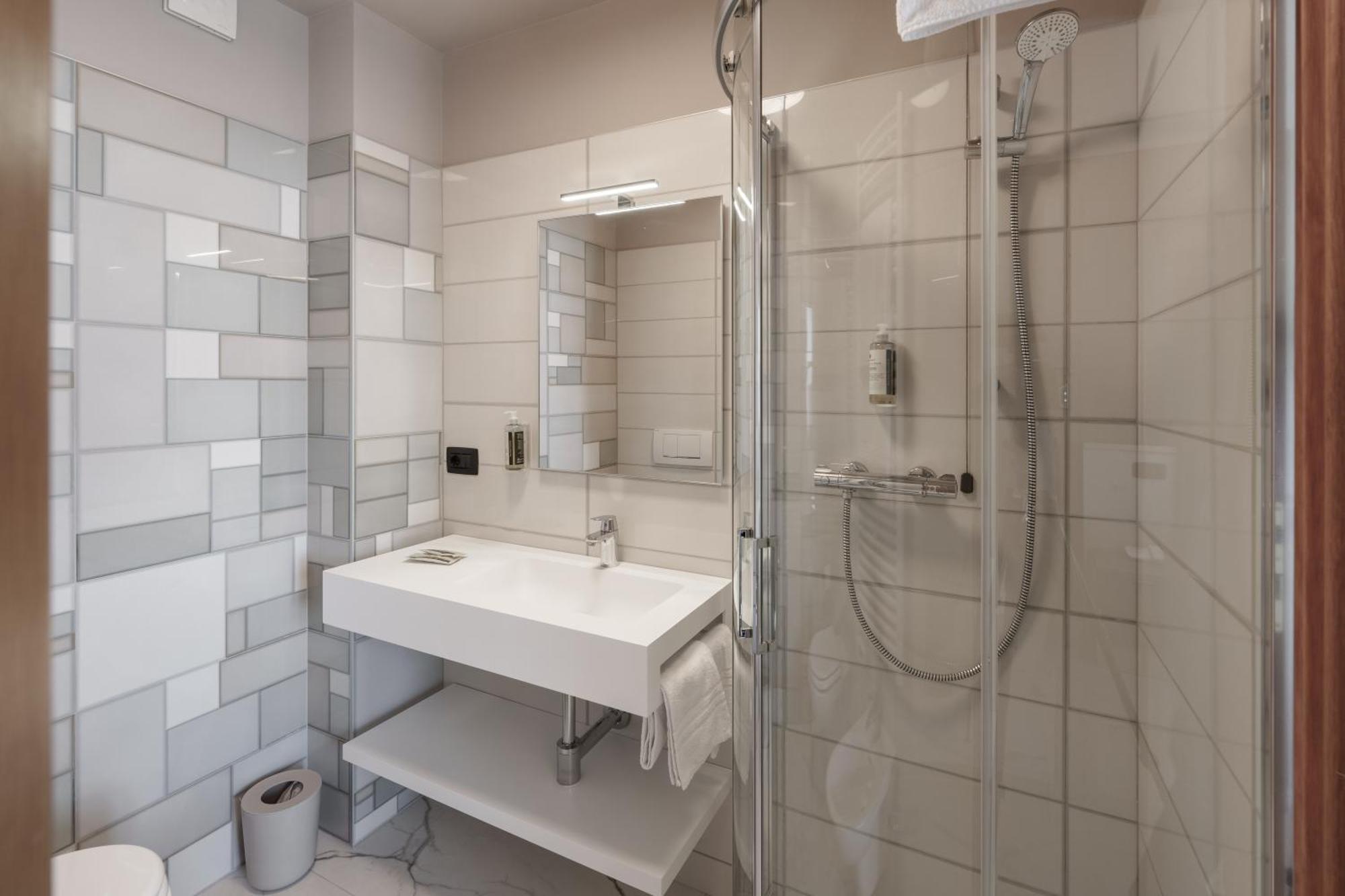 Hotel Villa Levi Санремо Экстерьер фото